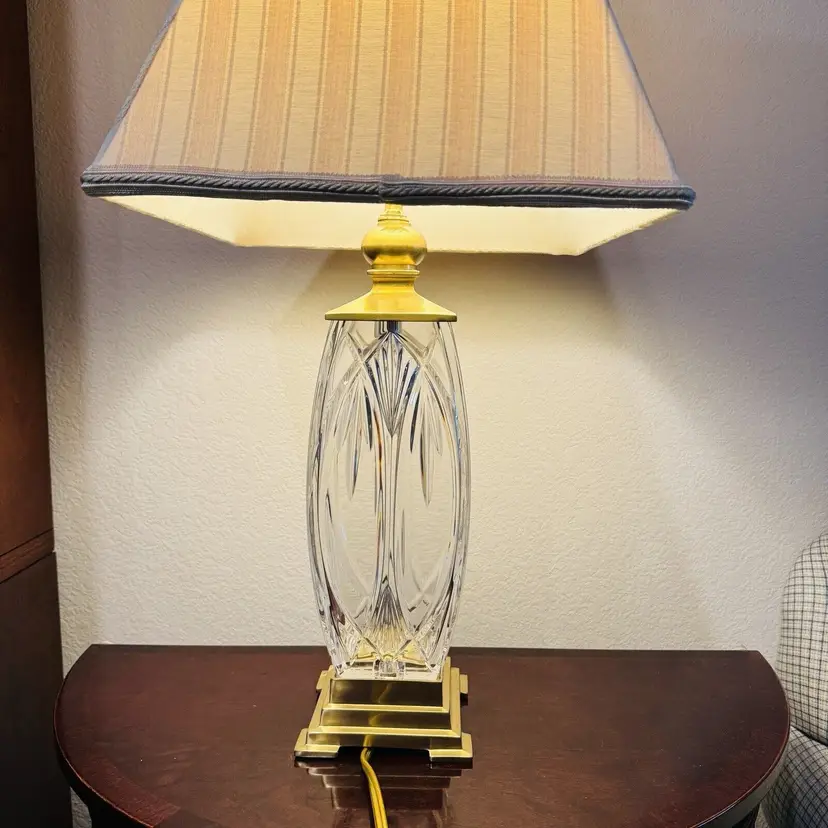 Waterford Crystal Finn Versailles Table Lamp w/Brass Base 26” Original Shades