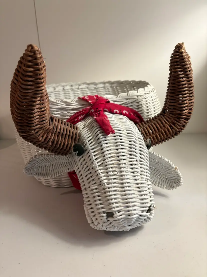 Vtg WHITE WICKER Rattan WESTERN BULL Basket LARGE Woven Planter Cottage DECOR