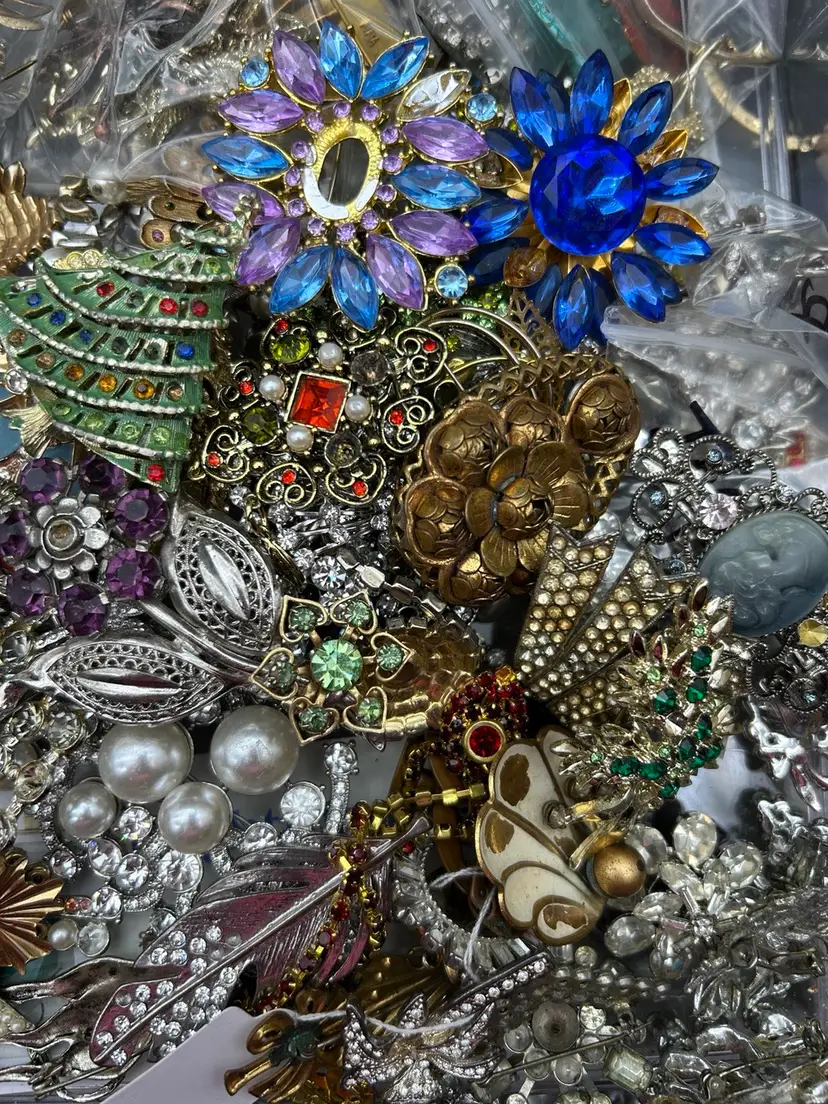 Livestream thumbnail