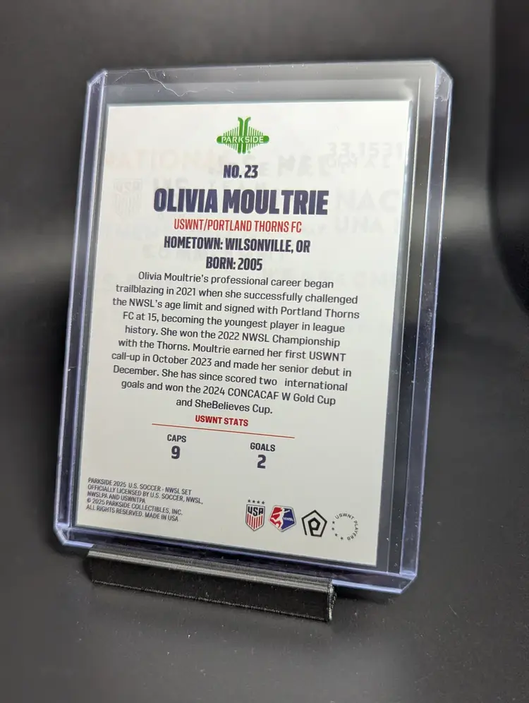 2025 Parkside NWSL/USWNT Club and Country Shimmer Foil Olivia Moultrie Portland Thorns
