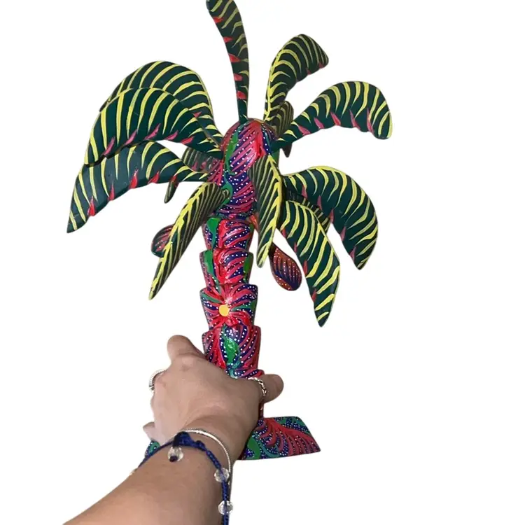 #01 - Hand Carved/Painted Oaxacan Palm Tree Mexico Alebrije 14” UV Glow