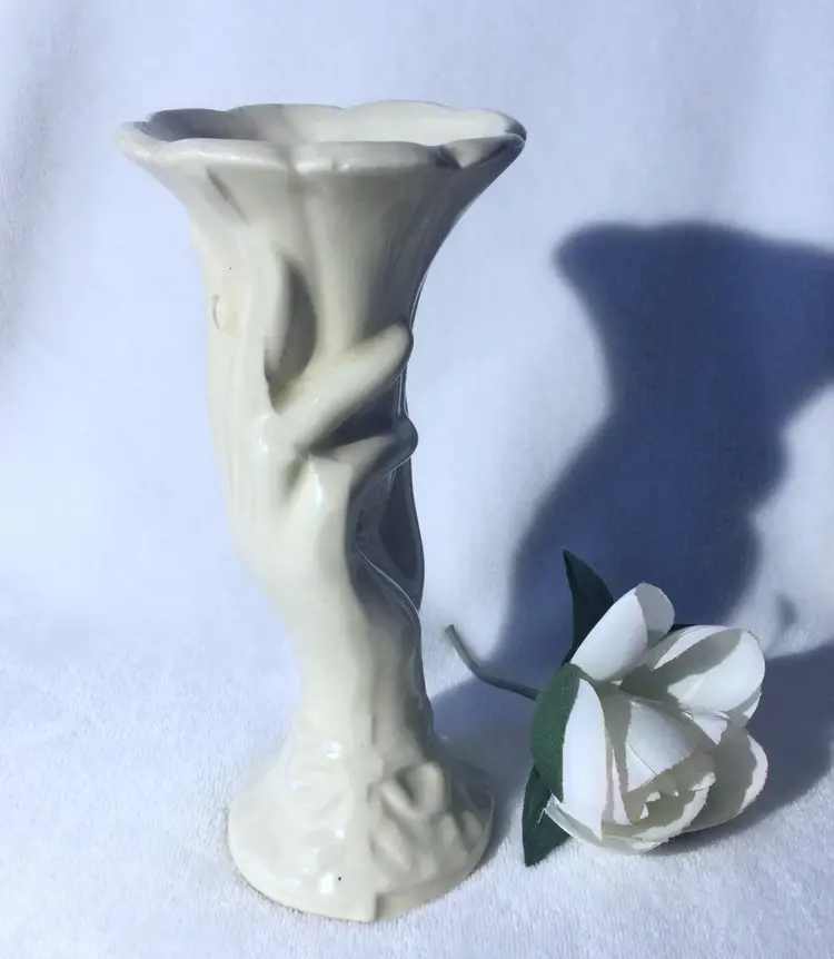 Vintage Shawnee Pottery USA Trumpet Flower Hand Vase