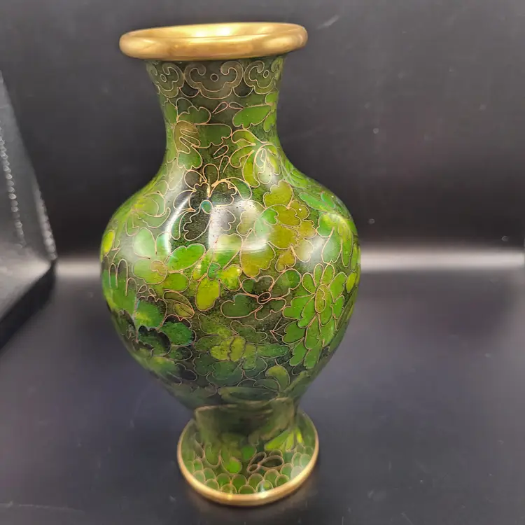 Vtg Green Chinese Jingfa Cloisonne Vase 6.75 in Tall