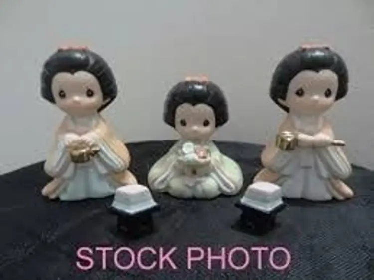 RARE Precious Moments Courteous Service NIB Japanese Girl Figures 791113 ENESCO