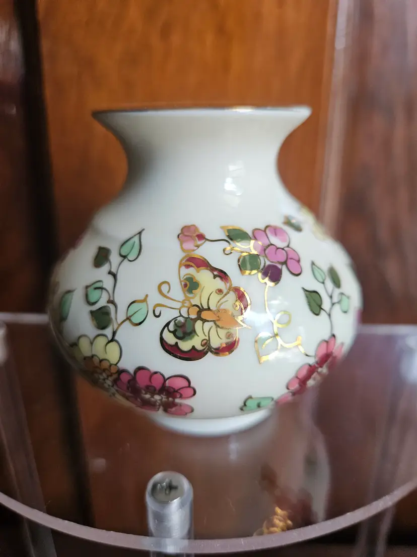 Vtg Zsolnay Pecs Hungary Miniature Porcelain Bud Vase 4047 Butterfly Floral Gold