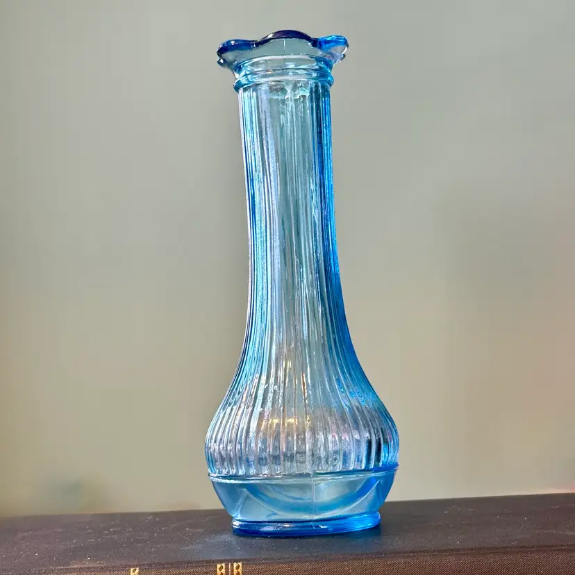 Vintage Signed Randall Light Blue Scalloped Edge Ribbed Bud Vase