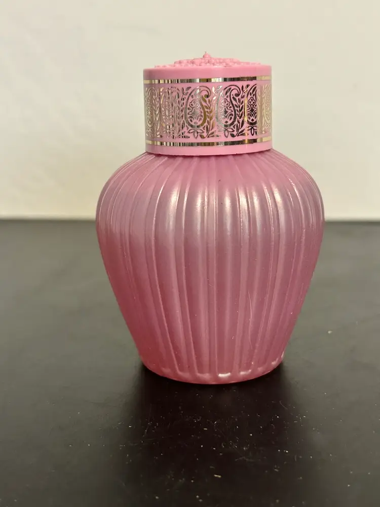 Vtg Avon Elusive Foaming Bath 6 Oz