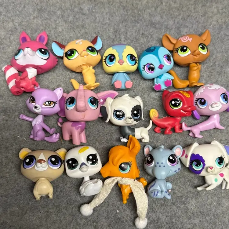 Littlest Pet Shop Lot Of 15