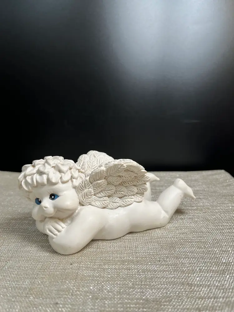 Dreamsicles-Chonky Cherub w/ VERY Blue Eyes