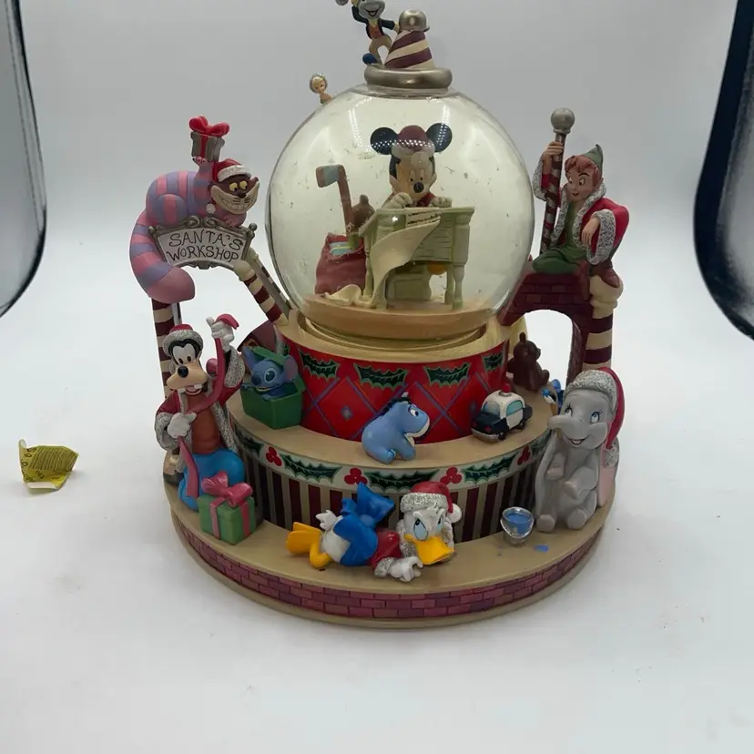 *RARE*Disney*Mickey Mouse Christmas-Santas Workshop Snow globe READ