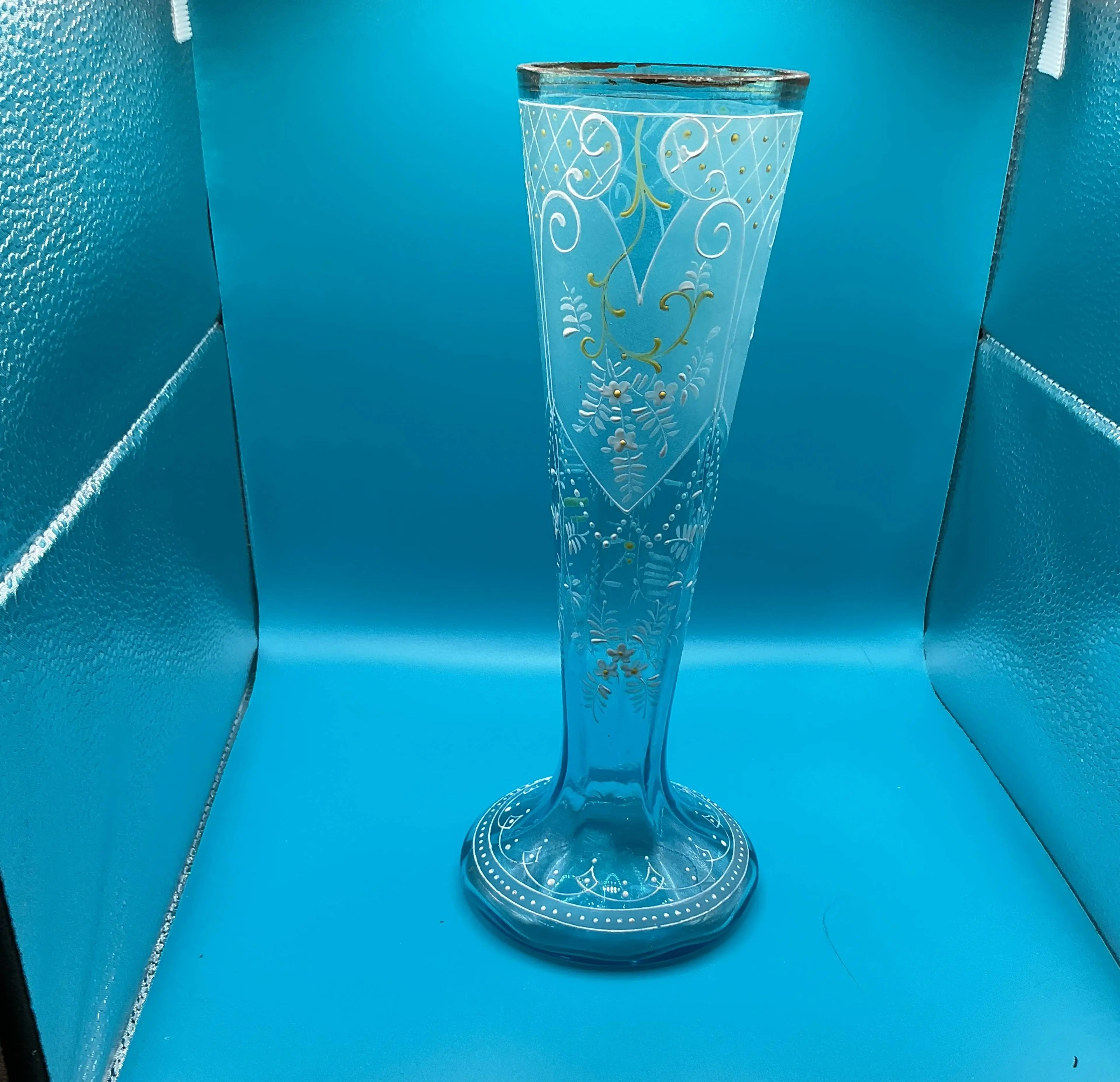 Image 2 of 3