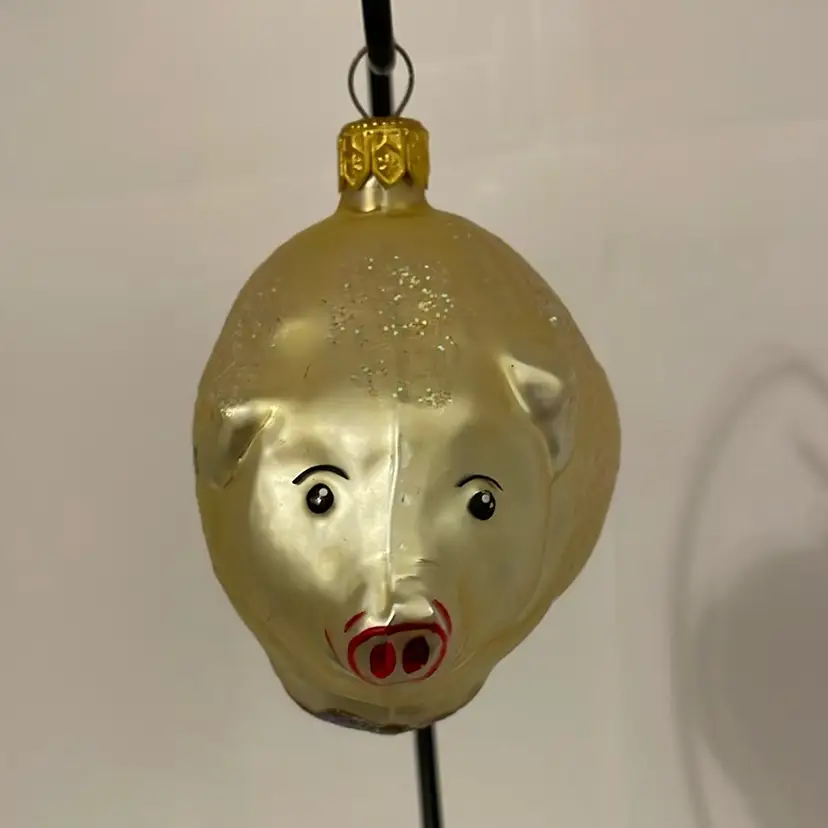 #109 Gold Pig With Glitter Glass Ornament
