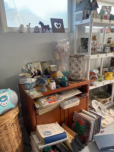 Retro Finds With Vintage Vibes 