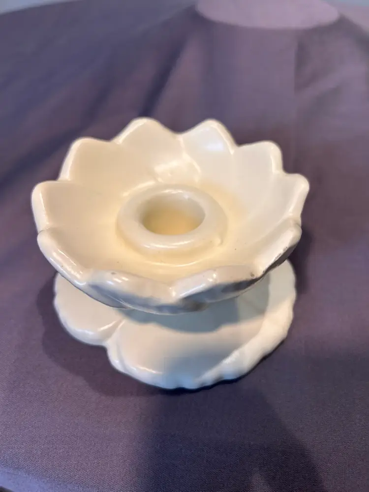 Vintage Haeger Pottery Water Lily Ceramic Candlestick Holder