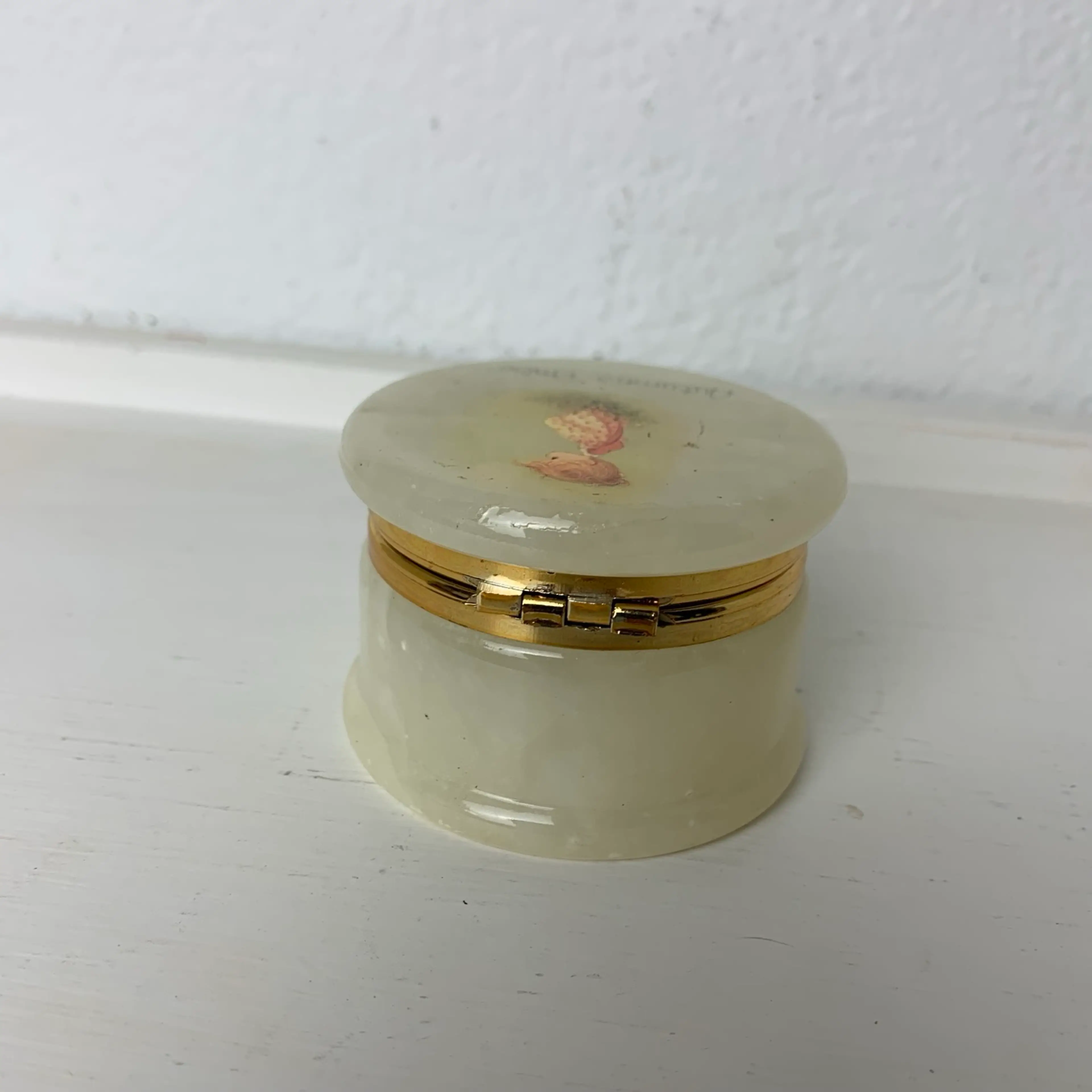 Image 3 of 8