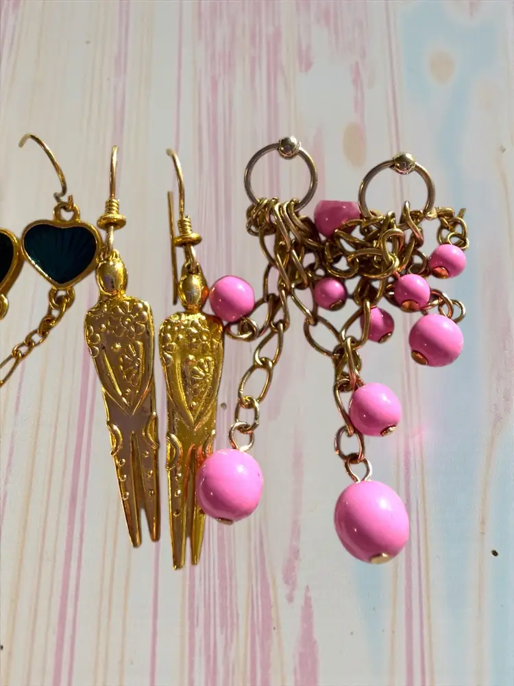 5 Pair Dangle Gold Tone Earrings Lot