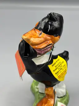 Vintage Warner Brothers Looney Tunes Daffy Duck liqueur decanter