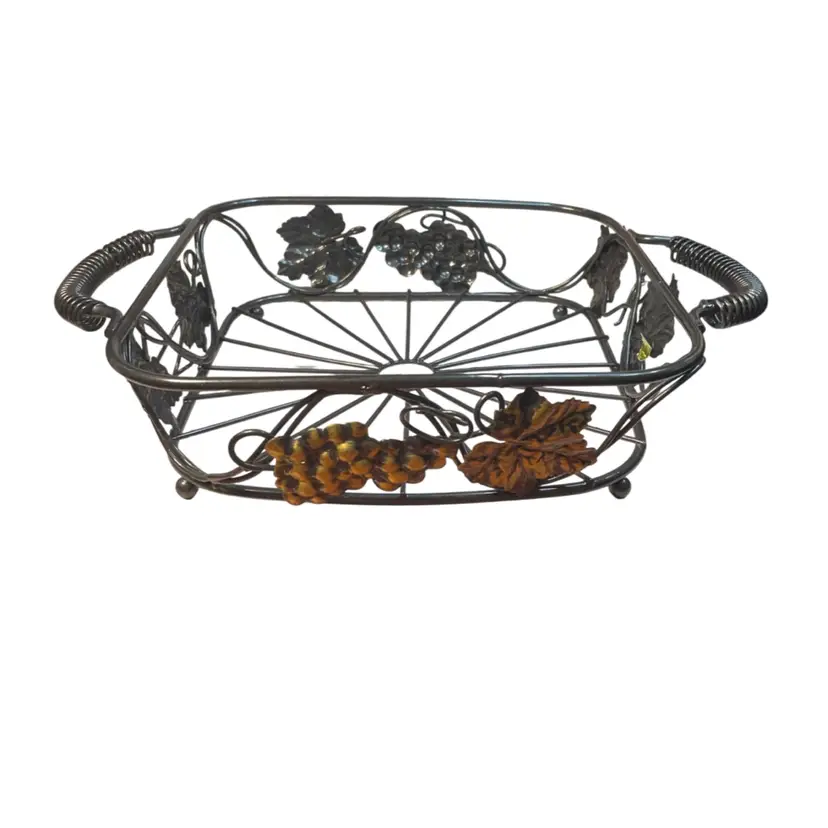Vintage casserole Holder Basket