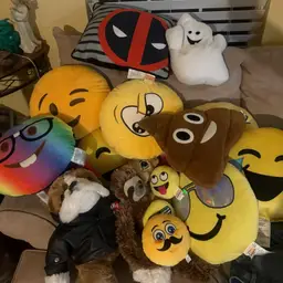 #16 - Plush (SHIP$6/Progressive$1.50)