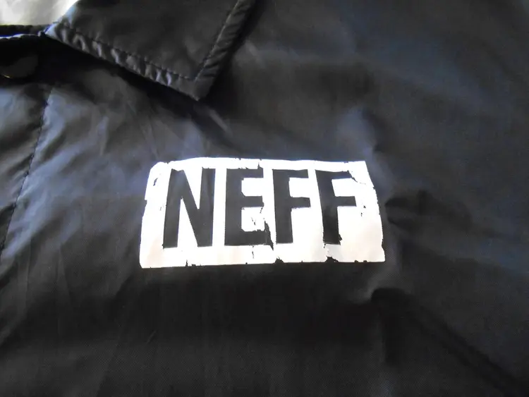 Neff / Disney Colorful Mickey Mouse Snap Button Black Windbreaker Jacket Size L