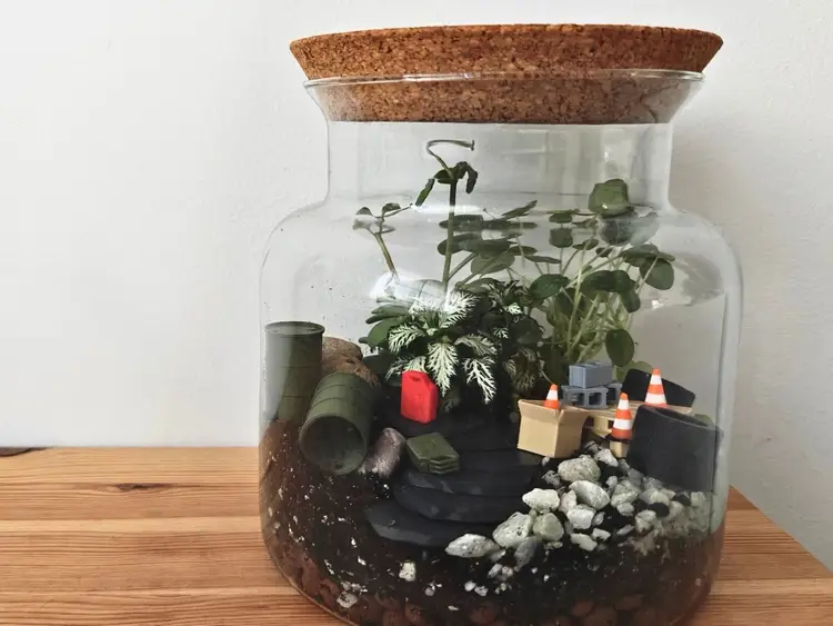 Junkyard Terrarium Miniature Set