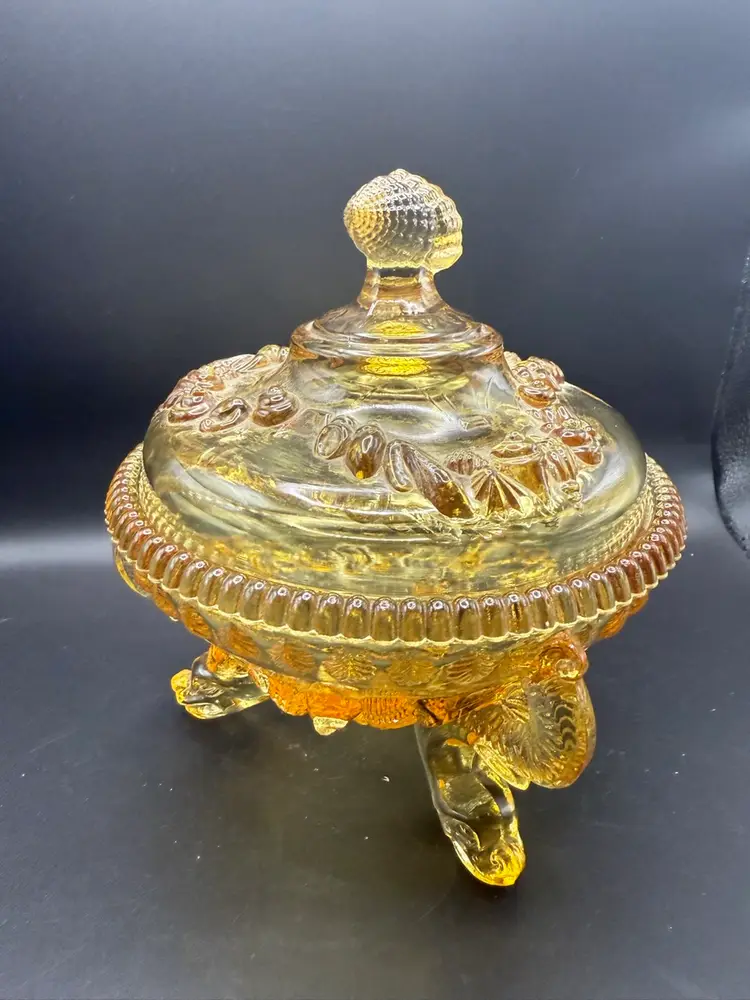 Westmoreland Gold Argonaut Shell Candy Dish With Dragon Feet