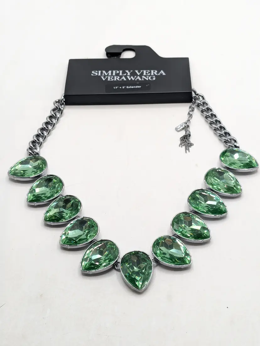 Simply Vera Vera Wang Green Teardrop Necklace Silver Tone NWT