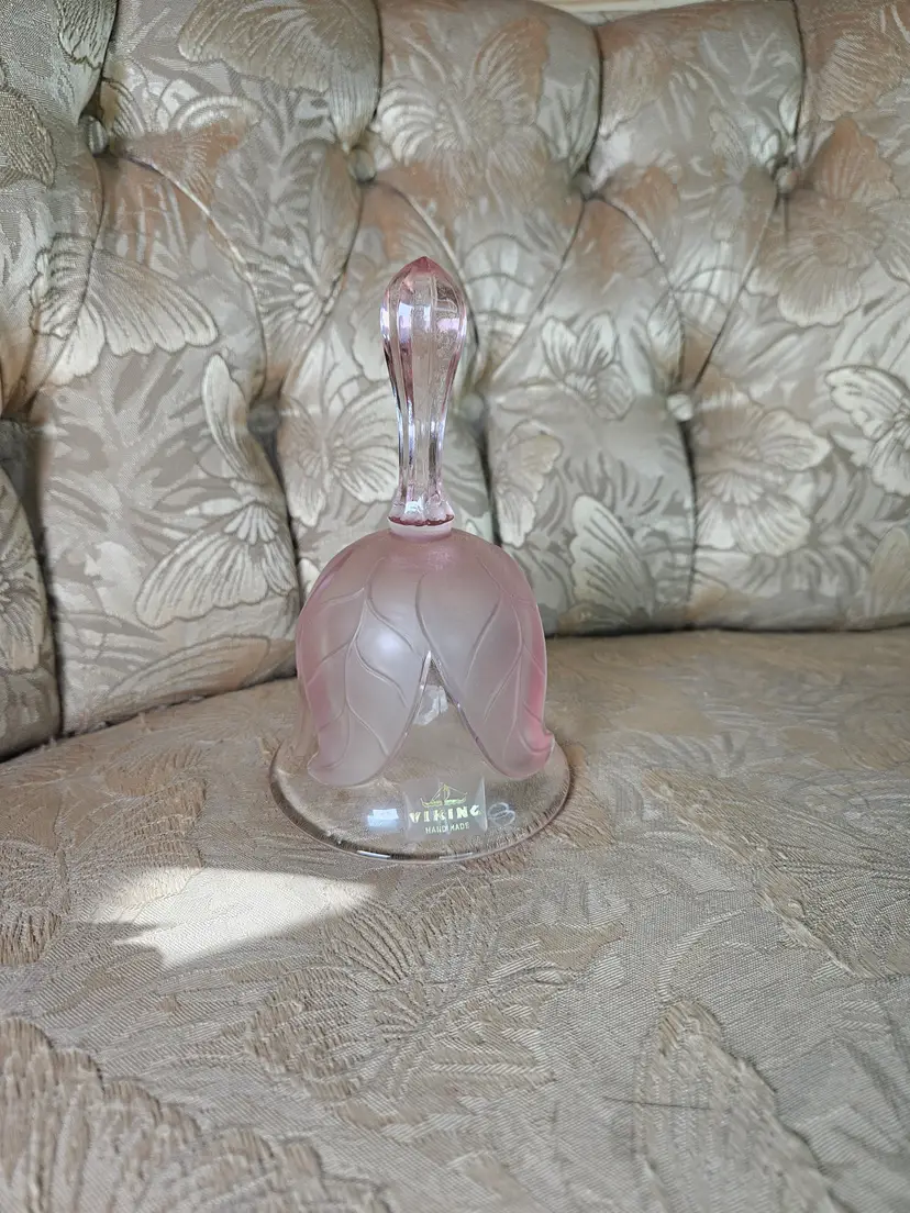 Viking Glass Hand Bell Transparent Pink 4 Frosted Satin Leaf Faux Pearl Clapper
