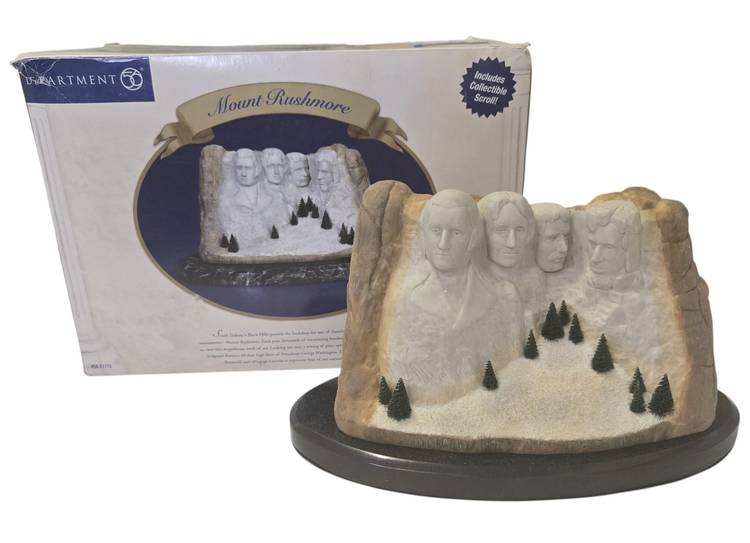 Dept. 56 American Pride Series - Mount Rushmore Monument w/ Marble Base - New in Box