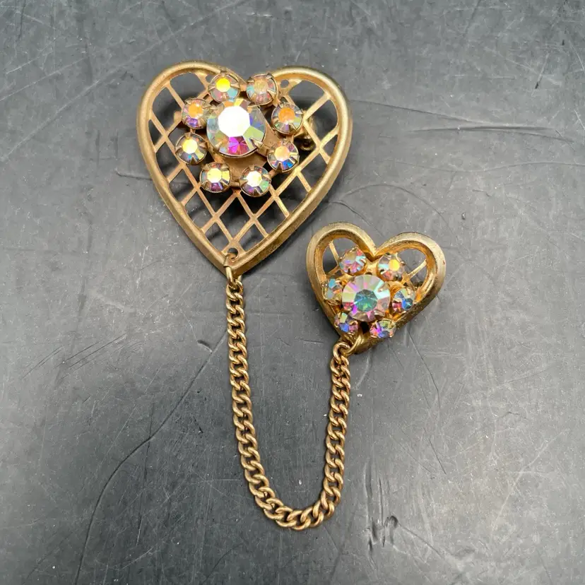 VTG Double Hearts Pin Aurora Borealis Stones In Gold Setting
