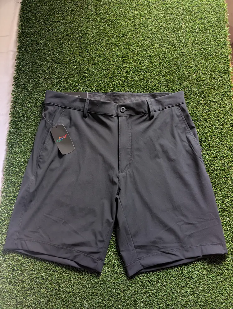 Greg Norman golf shorts size 34