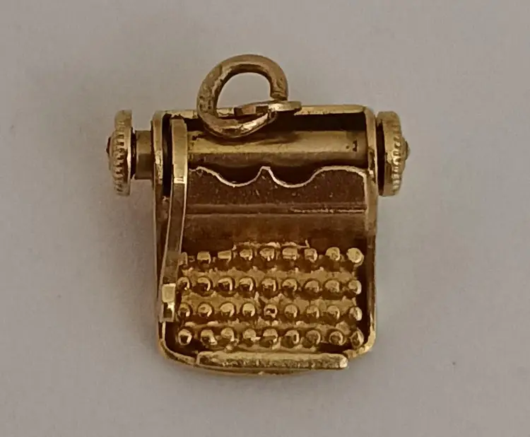 Sweet Little Miniature Vintage 14K Yellow Gold Moveable Typewriter Charm/Pendant