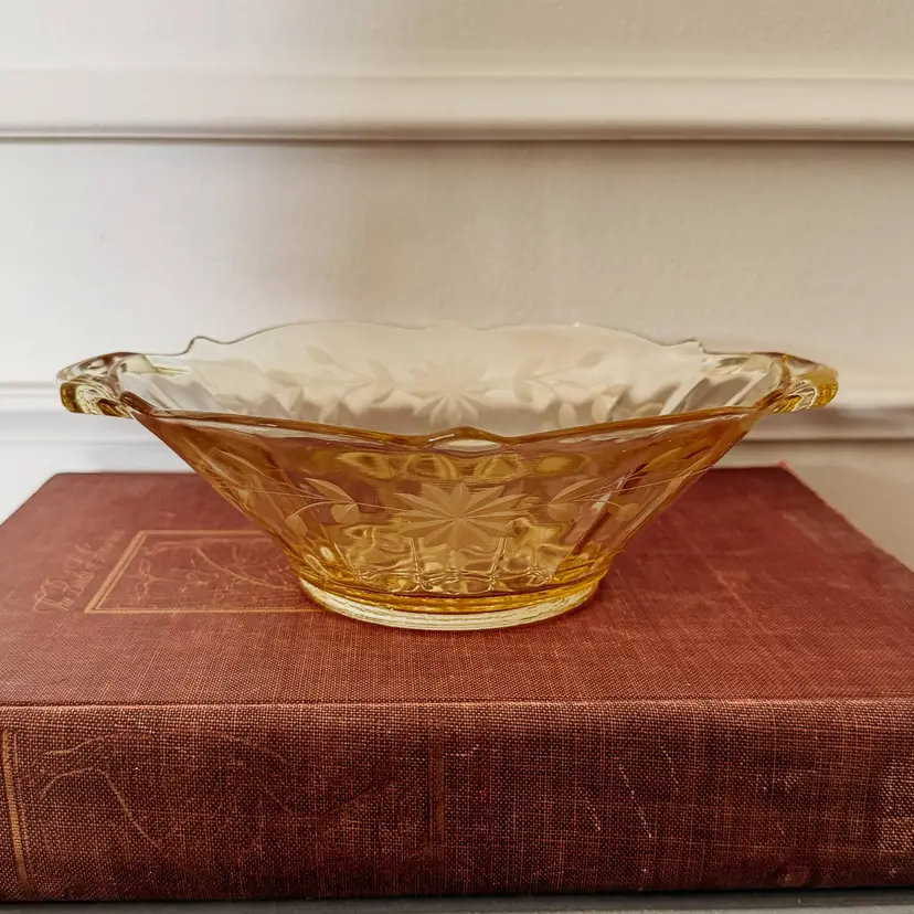 Lancaster Landrum Yellow Topaz Depression Glass Double Handled Bowl