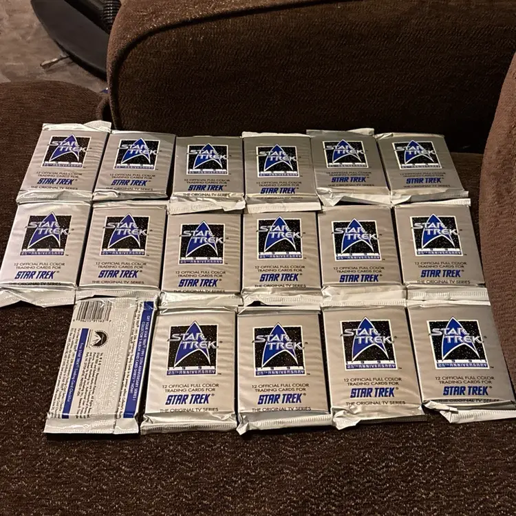 Star Trek 1991 25th Anniversary Trading Cards 17 Packs Sealed Collectible