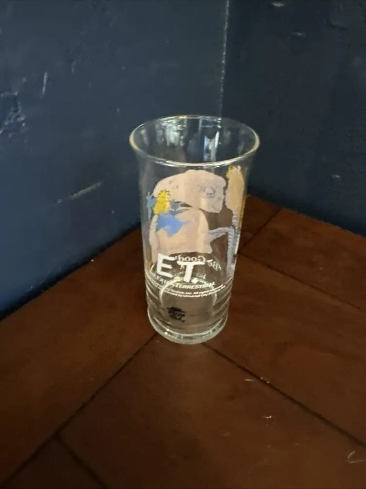 1982 E.T. Extra Terrestrial Glass VTG Pizza Hut Limited Edition "Be Good" Glass