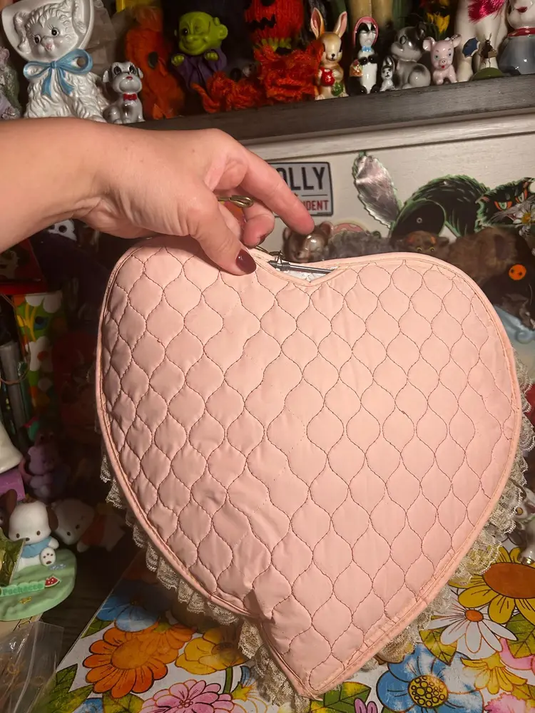 Vintage Cute Heart Lace Edged Lingerie Hanging Bag