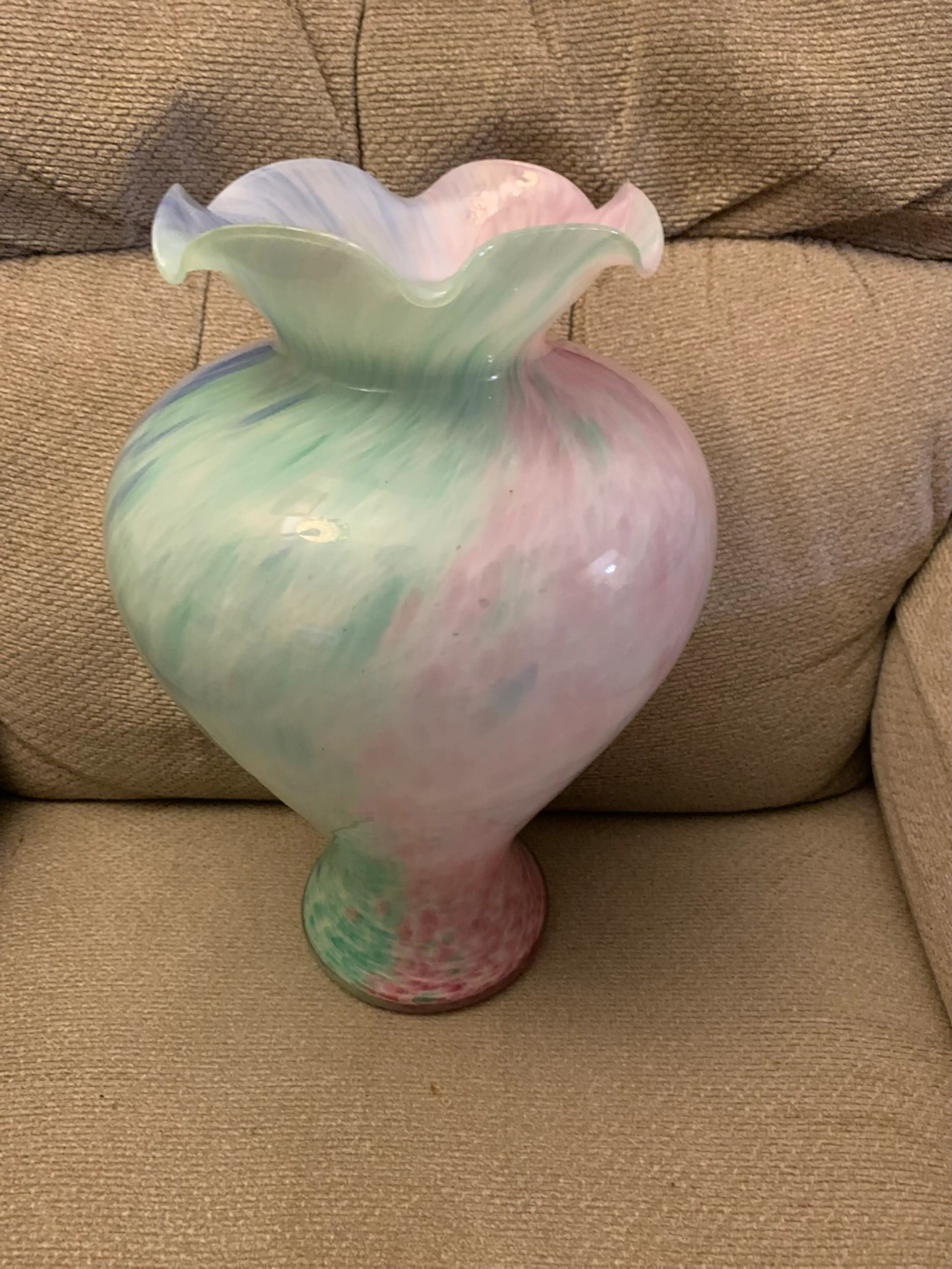 Image 2 of 6