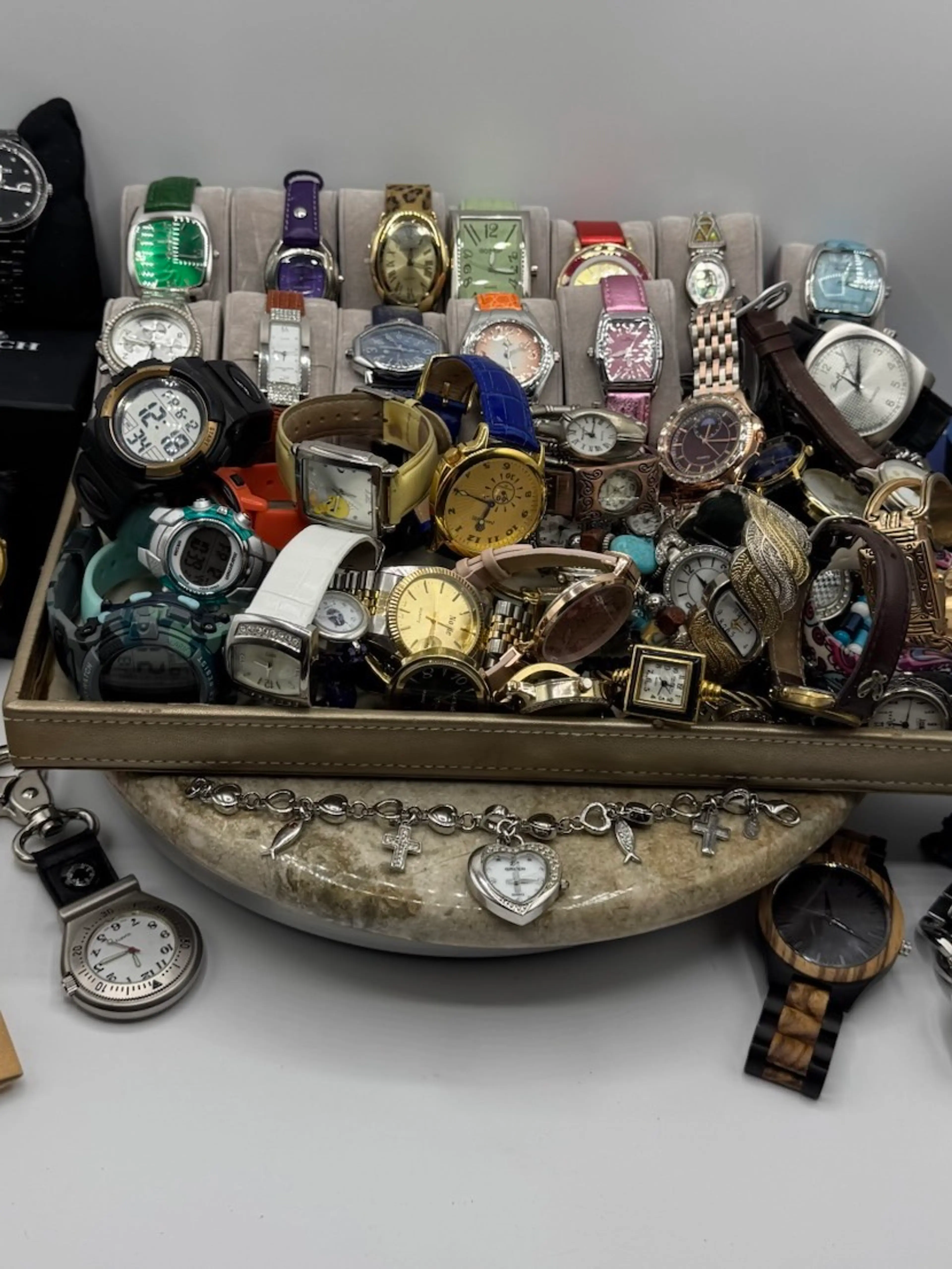 Great Working Watches - Many NOS Plus 3 Craft Lots