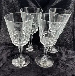 Chantelle Wine Glasses by Cristal D'Arques Set of 4 6.75"
