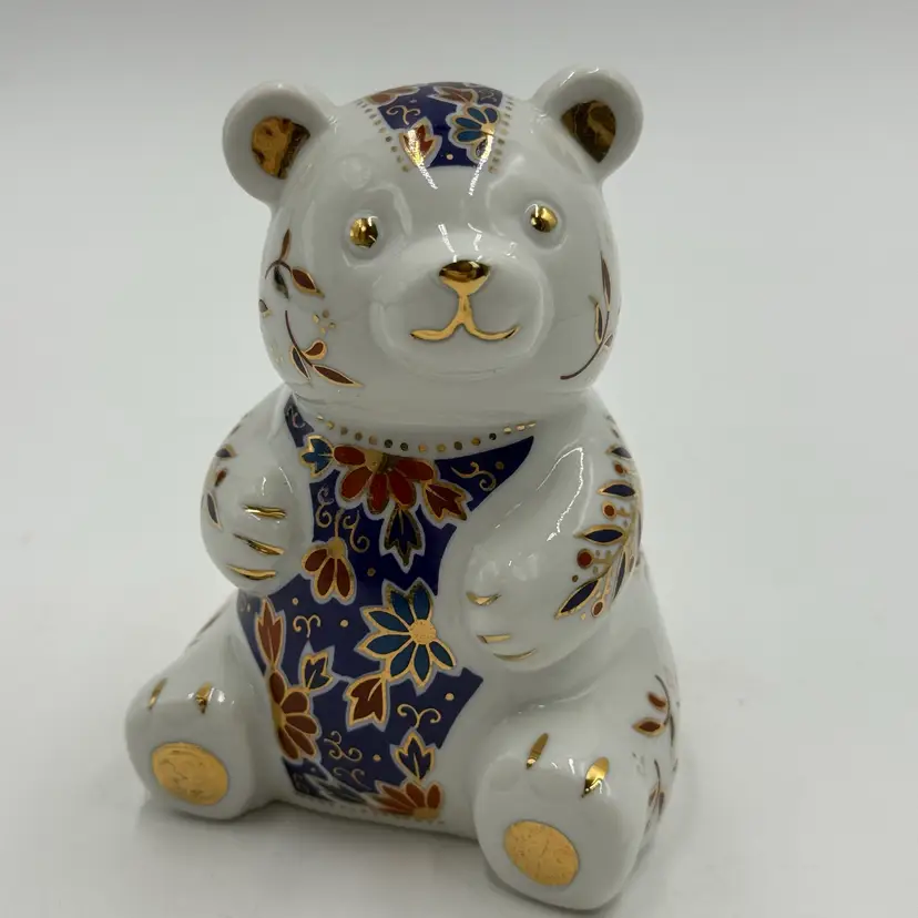 Vintage Toyo Japan Old Imari Floral Style Porcelain Bear Gold Blue Figurine