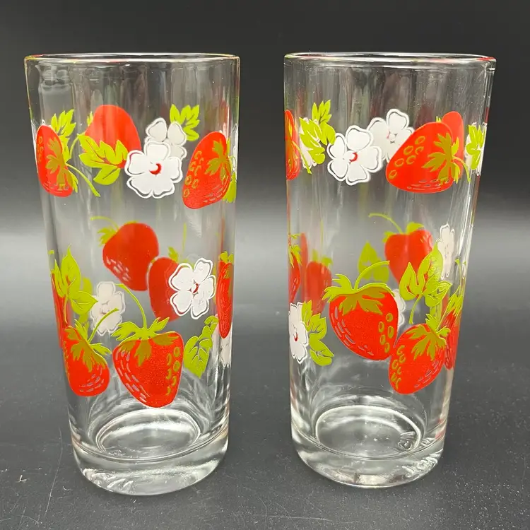 Vintage Strawberry Drinking Glasses Pair Retro Clear Glass Set of 2 Colorful TGW