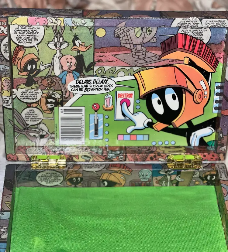 Vintage Marvin The Martian Comic Cigar Box