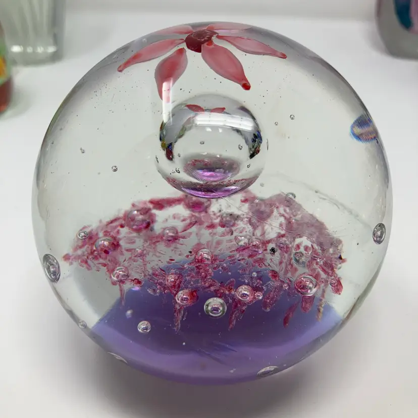Vintage Paperweight With A Pink Millefiori Flower and Floating Bubbles! 3 1/2” x3 1/2”! READ! 1 Minor Scratch As Seen In Last Closeup Picture! Buff Worthy!