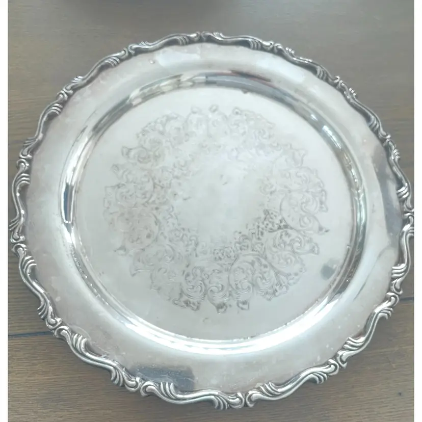 Vintage Wm A Rogers Oneida Ltd Plate