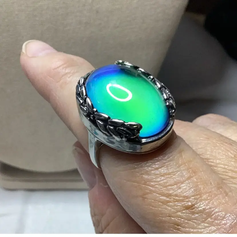 Silver Tone Mood Ring Size 7