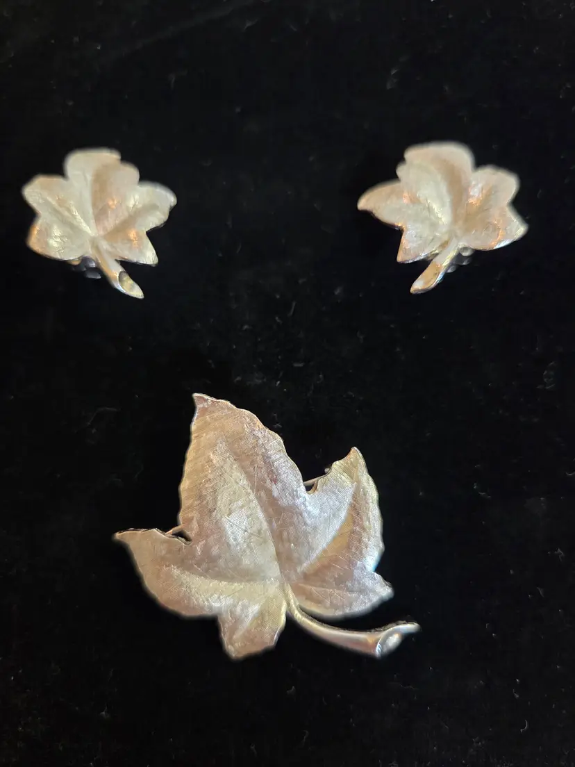 Vintage Charel Silver Tone Textured Oak Leaf Brooch and Clip On Earring Set
