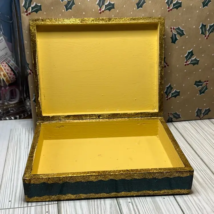 Vintage Florentine Box With Hinged Lid