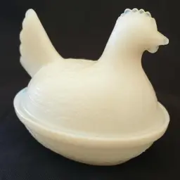Hen Chicken On Nest Milk Glass Candy Dish Indiana 3¾" Tall x 4⅝" Wide Approximately Vintage