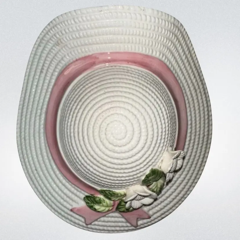 White Ceramic Straw Hat Wall Pocket 3D Flowers