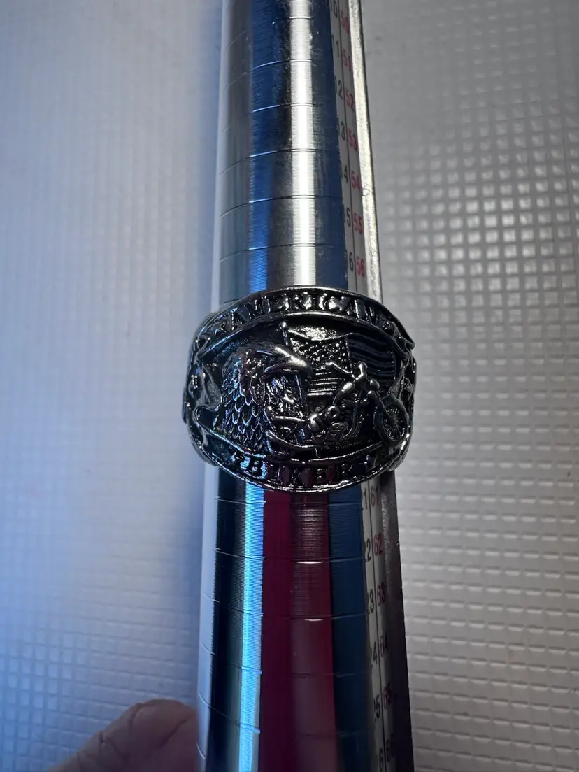 Vintage Eagle Emblem Ring size 8 1/2